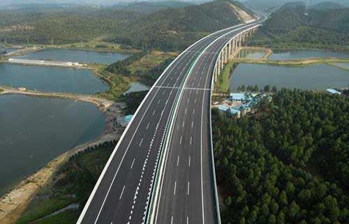 跨河公路